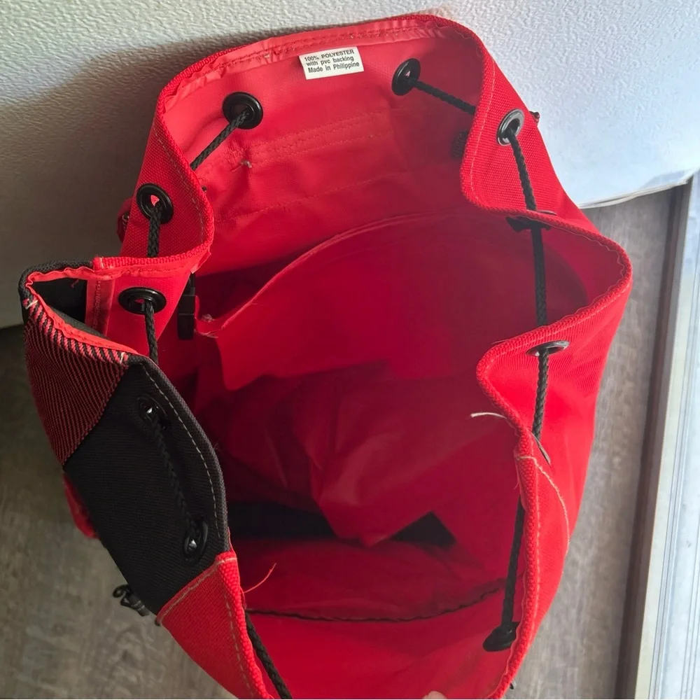 VTG 90s Marlboro UnlimitedDrawstringRed Duffel ShoulderWaterproof Backpack Large